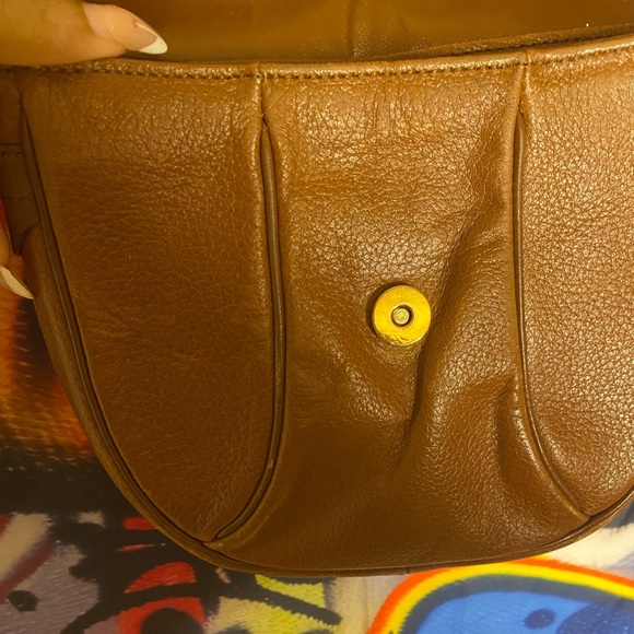 Burberrys before it became buryberry vintage bag very clean no major call outs - Picture 4 of 7